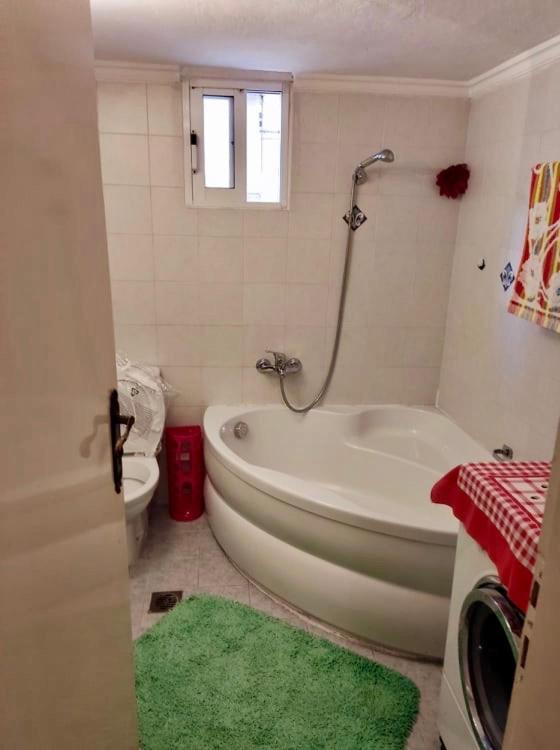 Marys House , Lovely 2-Bedroom Apartment Thessaloníki Luaran gambar