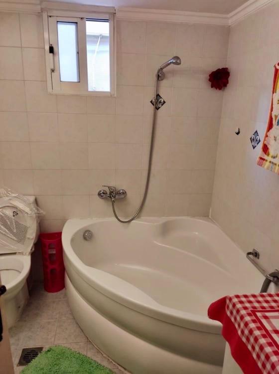 Marys House , Lovely 2-Bedroom Apartment Thessaloníki Luaran gambar